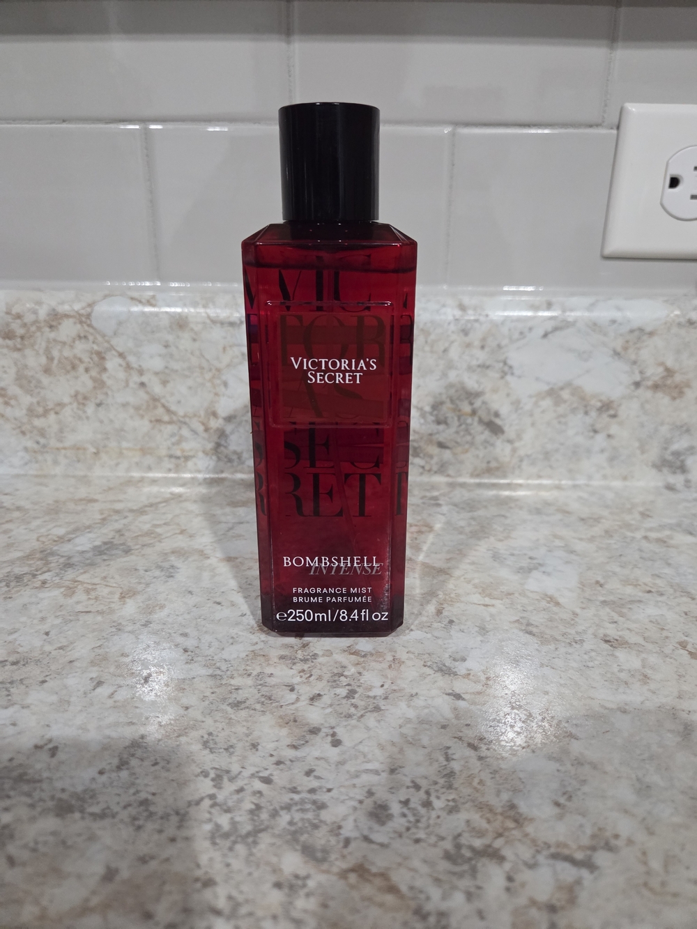 Victoria's Secret Bombshell Intense Fragrance Mist